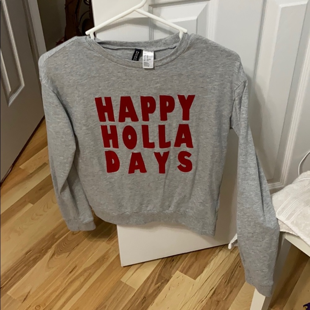 grey longsleeve christmas tee